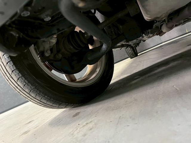 Keiワークス ベースグレード 車検9年11月 ターボ 5MT マニュアルギヤシフト キーレス CD レカロシート ABS SRSエアバッグ ヘッドライトレベライザー パワステ パワーウィンドウ フォグランプ アルミホイール 2WD(21枚目)