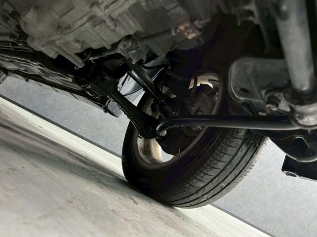 Keiワークス ベースグレード 車検9年11月 ターボ 5MT マニュアルギヤシフト キーレス CD レカロシート ABS SRSエアバッグ ヘッドライトレベライザー パワステ パワーウィンドウ フォグランプ アルミホイール 2WD(61枚目)