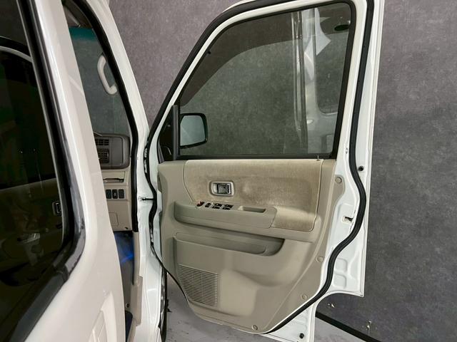 アトレーワゴン カスタムターボRSリミテッド 車検9年11月 ターボ 4WD オートギヤシフト キーレス ナビ 左電動スライドドア ABS SRSエアバッグ パワステ パワーウィンドウ アルミホイール フォグランプ 4AT(20枚目)