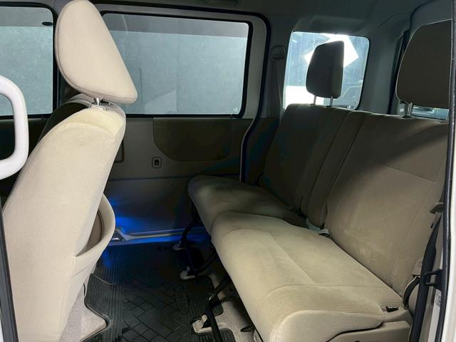 アトレーワゴン カスタムターボRSリミテッド 車検9年11月 ターボ 4WD オートギヤシフト キーレス ナビ 左電動スライドドア ABS SRSエアバッグ パワステ パワーウィンドウ アルミホイール フォグランプ 4AT(24枚目)