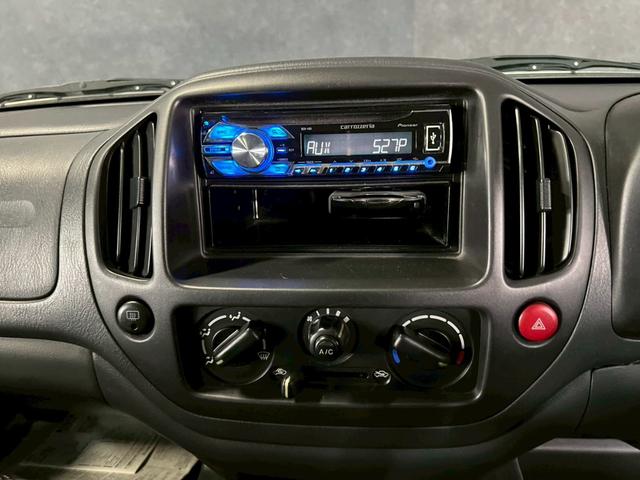 Kei Eリミテッド 車検9年11月 オートギヤシフト キーレス CD ETC ABS SRSエアバッグ パワステ パワーウィンドウ 2WD 4AT(14枚目)