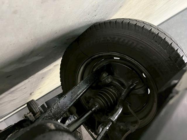 エブリイ ジョイン 車検9年11月 4WD バッテリー プラグ コイル新品 オートギヤシフト キーレス CD ABS SRSエアバッグ ヘッドライトレベライザー パワステ パワーウィンドウ リアクーラー 3AT(16枚目)