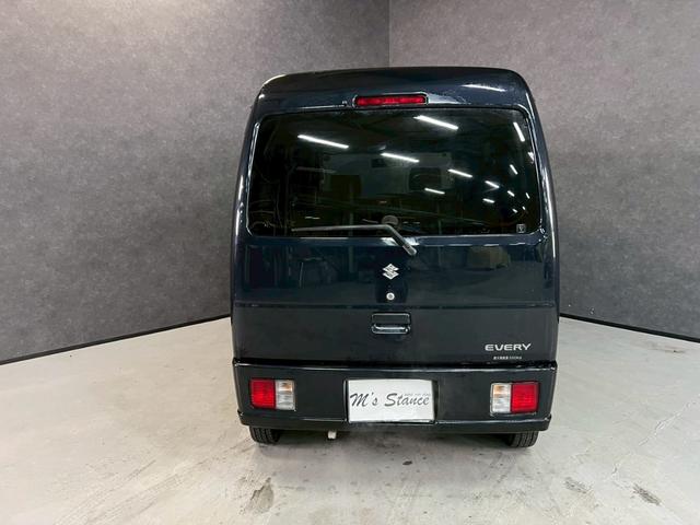 エブリイ ジョイン 車検9年11月 4WD バッテリー プラグ コイル新品 オートギヤシフト キーレス CD ABS SRSエアバッグ ヘッドライトレベライザー パワステ パワーウィンドウ リアクーラー 3AT(29枚目)