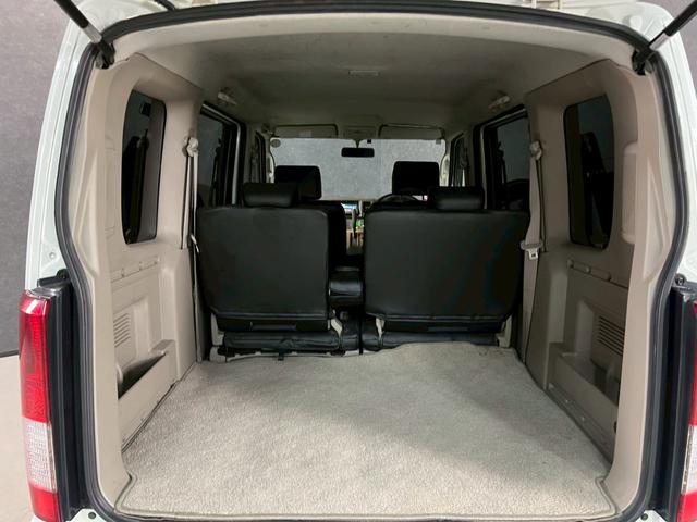 エブリイワゴン PZターボスペシャル 車検9年11月 ターボ 車高調.ローダウン スタッドレス新品 オートギヤシフト キーレス ナビ 両側電動スライドドア ABS SRSエアバッグ パワステ パワーウィンドウ フォグランプ オートステップ(17枚目)