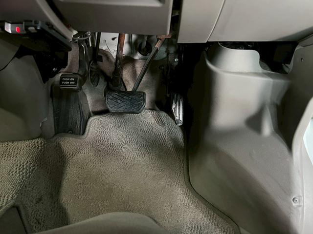 エブリイワゴン PZターボスペシャル 車検9年11月 ターボ 車高調.ローダウン スタッドレス新品 オートギヤシフト キーレス ナビ 両側電動スライドドア ABS SRSエアバッグ パワステ パワーウィンドウ フォグランプ オートステップ(42枚目)