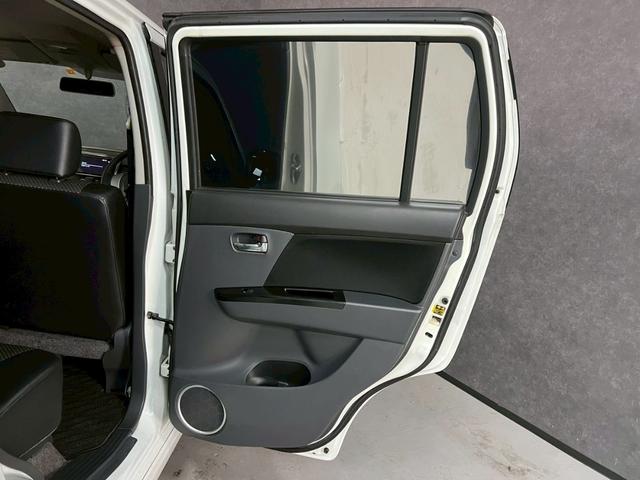 ワゴンRスティングレー リミテッド 車検9年11月 オートギヤシフト スマートキー ナビ ABS SRSエアバッグ パワステ パワーウィンドウ イルミネーション フォグランプ アルミホイール 2WD CVT(37枚目)