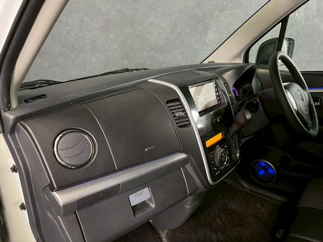 ワゴンRスティングレー リミテッド 車検9年11月 オートギヤシフト スマートキー ナビ ABS SRSエアバッグ パワステ パワーウィンドウ イルミネーション フォグランプ アルミホイール 2WD CVT(67枚目)