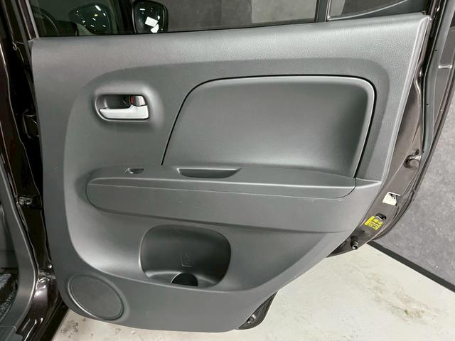 モコ S FOUR 車検9年11月 4WD オートギヤシフト キーレス キー2本 CD ETC ABS SRSエアバッグ ヘッドライトレベライザー パワステ パワーウィンドウ シートヒーター アルミホイール CVT(18枚目)