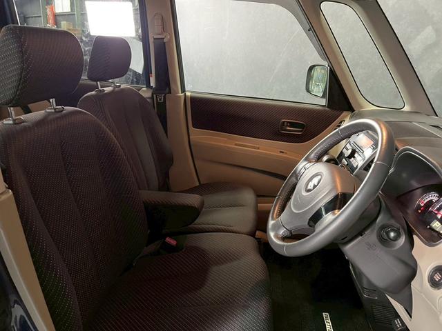 パレット TS 車検9年11月 ターボ 4WD オートギヤシフト スマートキー CD 両側電動スライドドア ABS SRSエアバッグ パワステ パワーウィンドウ シートヒーター フォグランプ イルミネーション 4AT(15枚目)