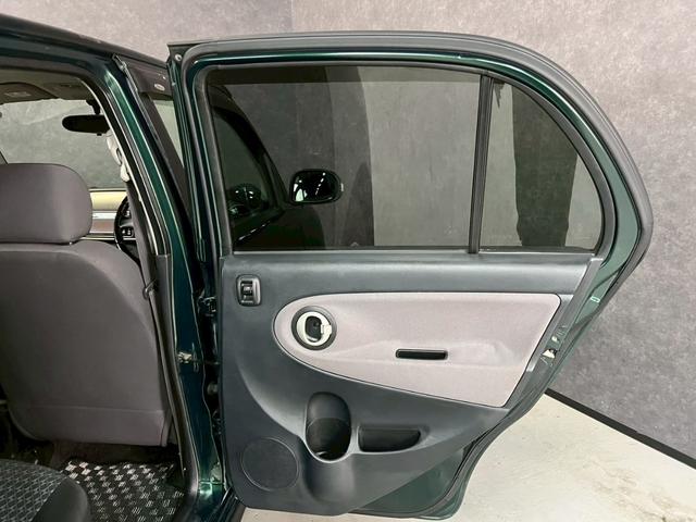 ミラジーノ ミニライト　車検９年１１月　オートギヤシフト　ナビ　ＡＢＳ　ＳＲＳエアバッグ　パワステ　パワーウィンドウ　ｍｏｍｏステアリング　アルミホイール　フォグランプ　２ＷＤ　４ＡＴ（29枚目）