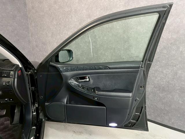 ケミカル類なども店内に展示しております♪日々のオイル交換などもお気軽にご来店ください！