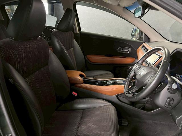 ヴェゼル ハイブリッドＺ　車検９年１１月　オートギヤシフト　スマートキー　ナビ　ＡＢＳ　ＳＲＳエアバッグ　横滑り防止　パワステ　パワーウィンドウ　ＬＥＤルームランプ　ＥＣＯＮ　アルミホイール　フォグランプ　２ＷＤ　７ＡＴ（56枚目）