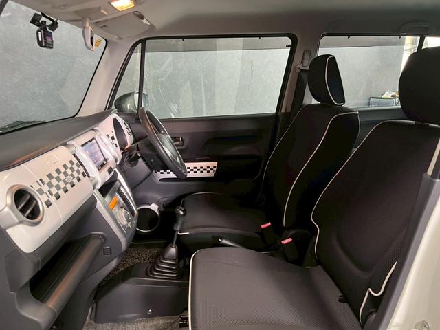 ハスラー Ｇ　車検９年１１月　４ＷＤ　５ＭＴ　マニュアルギヤシフト　キーレス　ナビ　ＥＴＣ　ＡＢＳ　ＳＲＳエアバッグ　ヘッドライトレベライザー　パワステ　パワーウィンドウ　シートヒーター　アイドリングストップ（14枚目）