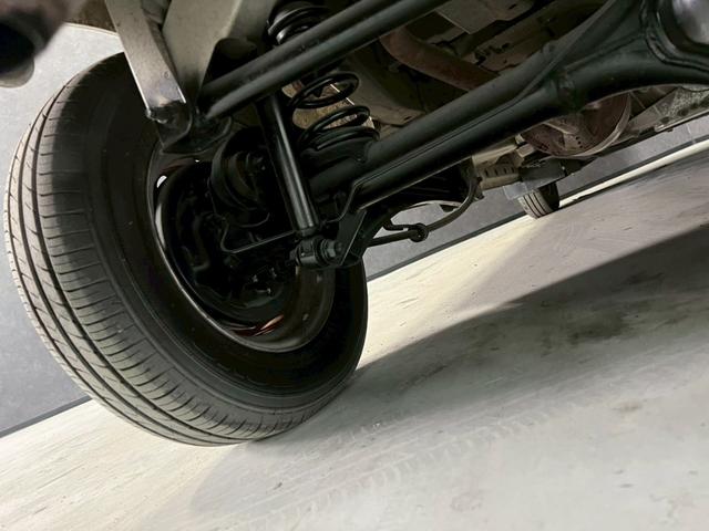 こんにちは！当店は、滋賀県甲賀市の田舎町で車関連のトータルサービスをしております！お買い得な車両を常時４０台以上展示しております♪