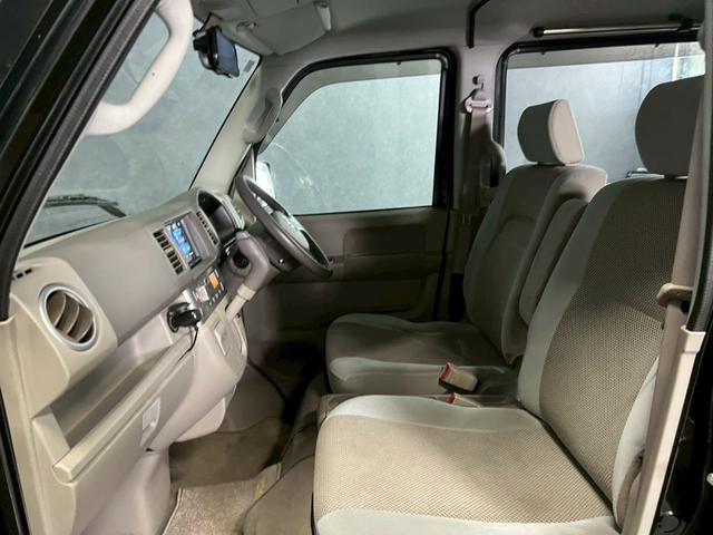 エブリイワゴン ＰＺターボ　車検８年６月　ターボ　オートギヤシフト　キーレス　キー３本　左ＰＷスライド　ＡＢＳ　ＳＲＳエアバッグ　ヘッドライトレベライザー　パワステ　パワーウィンドウ　フォグランプ　リアクーラー　アルミホイール（64枚目）