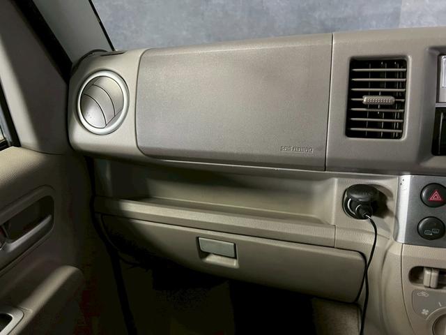 エブリイワゴン ＪＰターボ　車検９年１１月　ターボ　４ＷＤ　オートギヤシフト　キーレス　ＣＤ　ＡＢＳ　ＳＲＳエアバッグ　パワステ　パワーウィンドウ　シートヒーター　リアクーラー　４ＡＴ（52枚目）