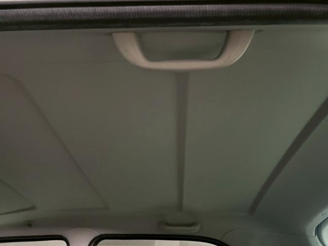 テリオスキッド Ｌ　車検９年２月　ターボ　４ＷＤ　５ＭＴ　マニュアルギヤシフト　キーレス　キー２本　ＣＤ　ＡＢＳ　ＳＲＳエアバッグ　ヘッドライトレベライザー　パワステ　パワーウィンドウ　フォグランプ　フォグランプ（9枚目）