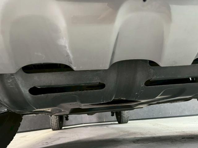 テリオスキッド Ｌ　車検９年２月　ターボ　４ＷＤ　５ＭＴ　マニュアルギヤシフト　キーレス　キー２本　ＣＤ　ＡＢＳ　ＳＲＳエアバッグ　ヘッドライトレベライザー　パワステ　パワーウィンドウ　フォグランプ　フォグランプ（23枚目）