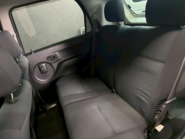 テリオスキッド Ｌ　車検９年２月　ターボ　４ＷＤ　５ＭＴ　マニュアルギヤシフト　キーレス　キー２本　ＣＤ　ＡＢＳ　ＳＲＳエアバッグ　ヘッドライトレベライザー　パワステ　パワーウィンドウ　フォグランプ　フォグランプ（34枚目）