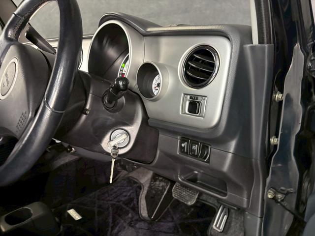 アルトラパン ＳＳ　車検９年１１月　ターボ　４ＷＤ　オートギヤシフト　キーレス　キー２本　ナビ　ＥＴＣ　ＡＢＳ　ＳＲＳエアバッグ　パワステ　パワーウィンドウ　シートヒーター　フォグランプ　アルミホイール　４ＡＴ（46枚目）