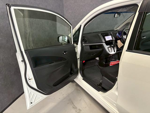 ムーヴ カスタム　Ｘ　ＳＡ　車検９年１１月　オートギヤシフト　スマートキー　ナビ　ＡＢＳ　ＳＲＳエアバッグ　横滑り防止　パワステ　パワーウィンドウ　ｅｃｏＩＤＬＥ　アルミホイール　フォグランプ　２ＷＤ　ＣＶＴ（45枚目）