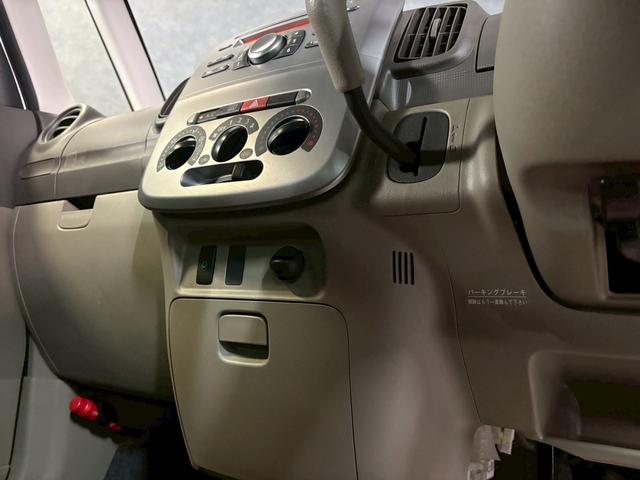 タント Ｌ　車検８年８月　オートギヤシフト　キーレス　ＣＤ　ＡＢＳ　ＳＲＳエアバッグ　パワステ　パワーウィンドウ　ｅｃｏＩＤＬＥ　２ＷＤ　ＣＶＴ（28枚目）