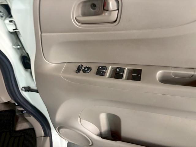 Ｎ－ＢＯＸ Ｇ・Ｌパッケージ　車検９年１１月　オートギヤシフト　スマートキー　ＣＤ　バックカメラ　左電動スライドドア　ＡＢＳ　ＳＲＳエアバッグ　横滑り防止　ヘッドライトレベライザー　パワステ　パワーウィンドウ　アルミホイール（21枚目）