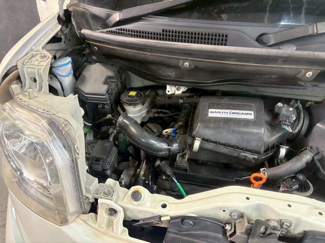 Ｎ－ＢＯＸ Ｇ・Ｌパッケージ　車検９年１１月　オートギヤシフト　スマートキー　ＣＤ　バックカメラ　左電動スライドドア　ＡＢＳ　ＳＲＳエアバッグ　横滑り防止　ヘッドライトレベライザー　パワステ　パワーウィンドウ　アルミホイール（28枚目）