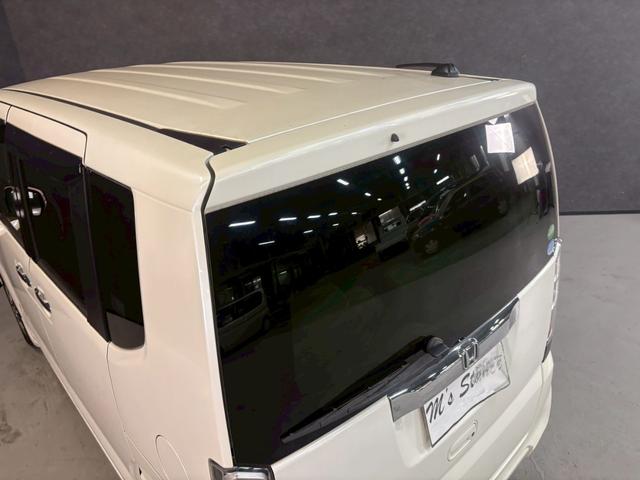 Ｎ－ＢＯＸ Ｇ・Ｌパッケージ　車検９年１１月　オートギヤシフト　スマートキー　ＣＤ　バックカメラ　左電動スライドドア　ＡＢＳ　ＳＲＳエアバッグ　横滑り防止　ヘッドライトレベライザー　パワステ　パワーウィンドウ　アルミホイール（42枚目）