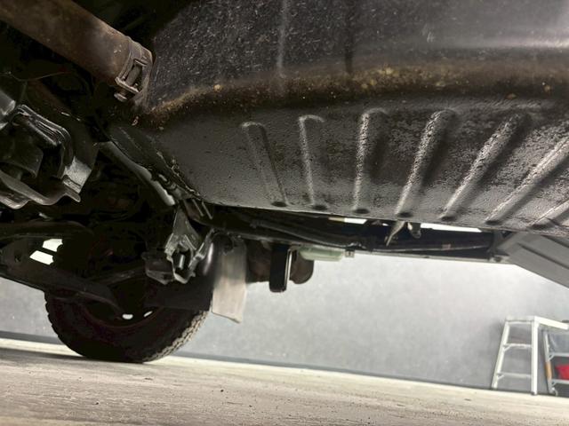 サンバートラック ＴＣ　車検９年１２月　５ＭＴ　マニュアルギヤシフト　エアコン　オーディオ（45枚目）