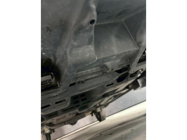 エブリイワゴン ＰＺターボ　車検９年１１月　ターボ　オートギヤシフト　キーレス　キー２本　ナビ　ＥＴＣ　左電動スライドドア　バックカメラ　ＡＢＳ　ＳＲＳエアバッグ　パワステ　パワーウィンドウ　ＬＥＤルームランプ　フォグランプ（7枚目）