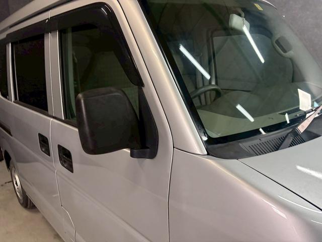 エブリイ ＰＣ　車検９年１１月　４ＷＤ　オートギヤシフト　キーレス　ラジオ　ＡＢＳ　ＳＲＳエアバッグ　パワステ　パワーウィンドウ　３ＡＴ（17枚目）