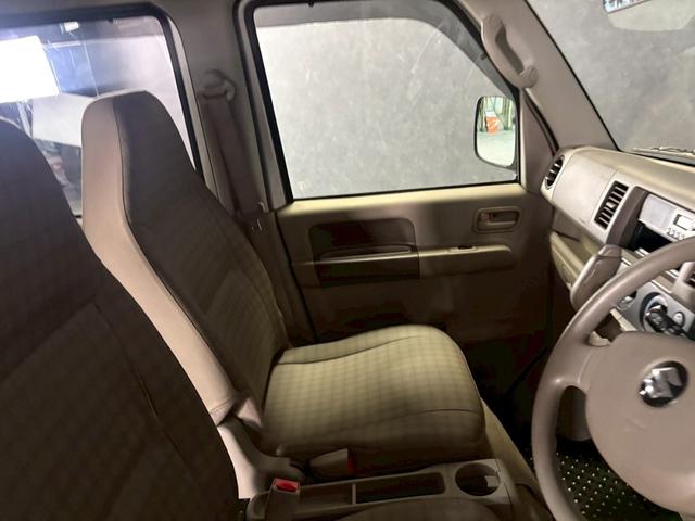 エブリイ ＰＣ　車検９年１１月　４ＷＤ　オートギヤシフト　キーレス　ラジオ　ＡＢＳ　ＳＲＳエアバッグ　パワステ　パワーウィンドウ　３ＡＴ（37枚目）