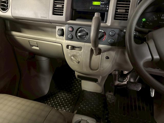 エブリイ ＰＣ　車検９年１１月　４ＷＤ　オートギヤシフト　キーレス　ラジオ　ＡＢＳ　ＳＲＳエアバッグ　パワステ　パワーウィンドウ　３ＡＴ（67枚目）