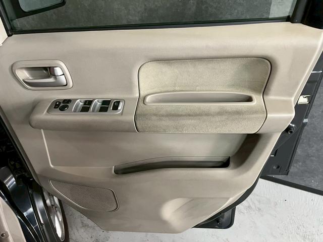 エブリイワゴン ＰＺターボスペシャル　車検９年１１月　ターボ　オートギヤシフト　キーレス　ＣＤ　両側電動スライドドア　ＡＢＳ　ＳＲＳエアバッグ　パワステ　パワーウィンドウ　オートステップ　リアクーラー　アルミホイール　フォグランプ　４ＡＴ（32枚目）