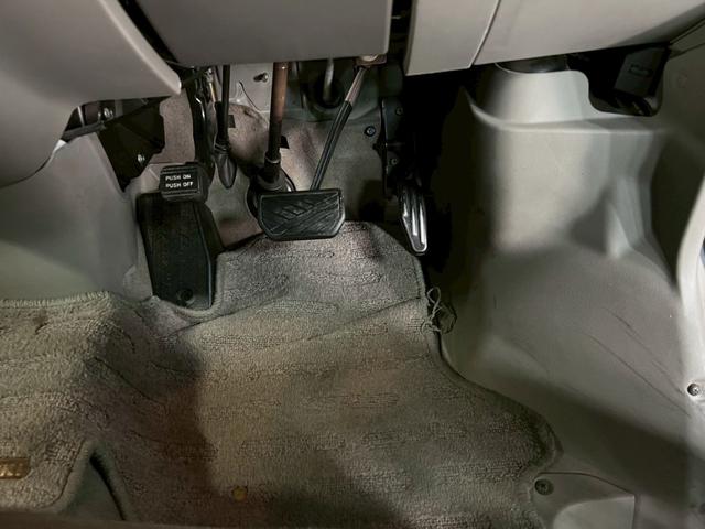 エブリイワゴン ＰＺターボスペシャル　車検９年１１月　ターボ　オートギヤシフト　キーレス　ＣＤ　両側電動スライドドア　ＡＢＳ　ＳＲＳエアバッグ　パワステ　パワーウィンドウ　オートステップ　リアクーラー　アルミホイール　フォグランプ　４ＡＴ（36枚目）