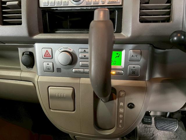 エブリイワゴン ＰＺターボスペシャル　車検９年１１月　ターボ　オートギヤシフト　キーレス　ＣＤ　両側電動スライドドア　ＡＢＳ　ＳＲＳエアバッグ　パワステ　パワーウィンドウ　オートステップ　リアクーラー　アルミホイール　フォグランプ　４ＡＴ（61枚目）