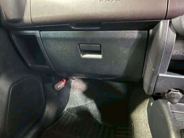 当店は大油鉱業　土山Ｓ．Ｓ（サービスステーション）として、滋賀県甲賀市でガソリンスタンドと車屋を５０年以上営んでおり中古車の販売は得意としております。