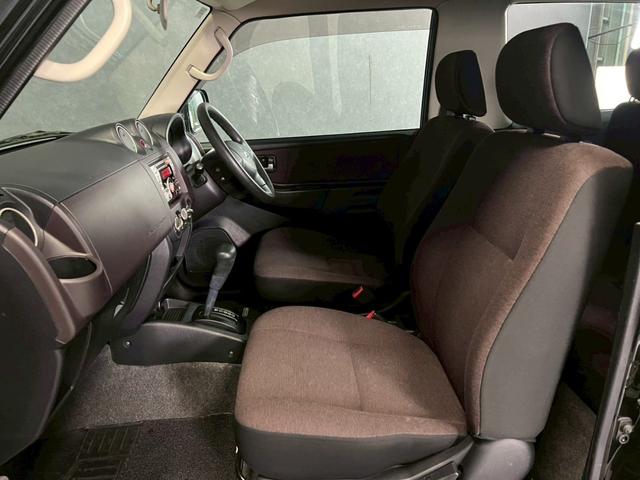 お車に保証はございませんがお客様に安心して購入いただける様にエンジン基本操作の点検・走行チェックをし、正常な状態の中古車のみ販売させて頂いております。