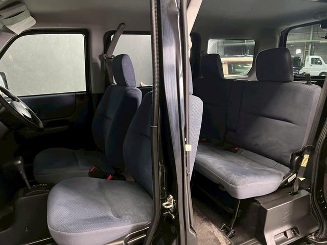 こんにちは！当店は、滋賀県甲賀市の田舎町で車関連のトータルサービスをしております！お買い得な車両を常時４０台以上展示しております♪