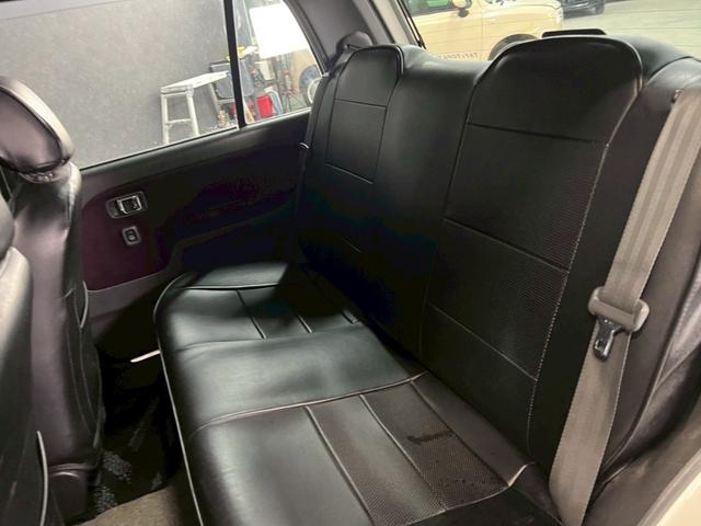 ミラジーノ ジーノ　車検９年１１月　５ＭＴ　マニュアルギヤシフト　キーレス　カセット　ＳＲＳエアバッグ　パワステ　パワーウィンドウ　シートカバー　２ＷＤ（31枚目）