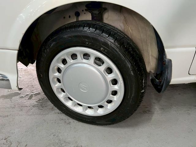 ミラジーノ ジーノ　車検９年１１月　５ＭＴ　マニュアルギヤシフト　キーレス　カセット　ＳＲＳエアバッグ　パワステ　パワーウィンドウ　シートカバー　２ＷＤ（35枚目）