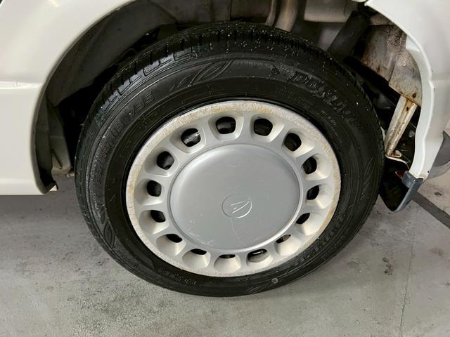 ミラジーノ ジーノ　車検９年１１月　５ＭＴ　マニュアルギヤシフト　キーレス　カセット　ＳＲＳエアバッグ　パワステ　パワーウィンドウ　シートカバー　２ＷＤ（43枚目）