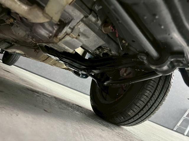 ミラジーノ ジーノ　車検９年１１月　５ＭＴ　マニュアルギヤシフト　キーレス　カセット　ＳＲＳエアバッグ　パワステ　パワーウィンドウ　シートカバー　２ＷＤ（65枚目）