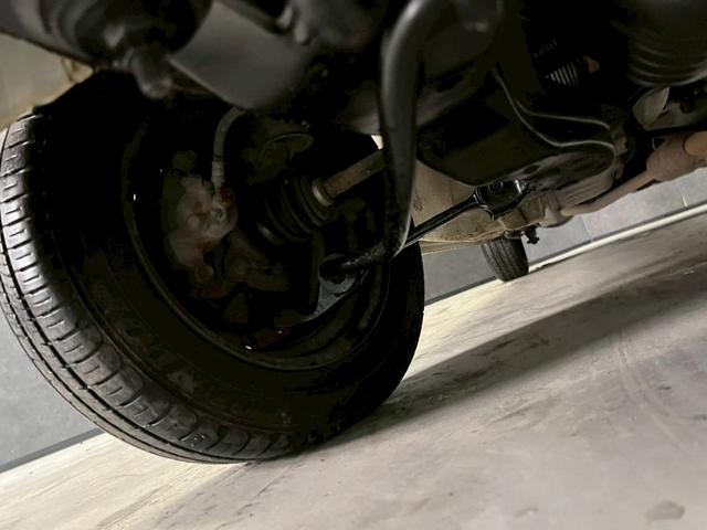 ミラジーノ ジーノ　車検９年１１月　５ＭＴ　マニュアルギヤシフト　キーレス　カセット　ＳＲＳエアバッグ　パワステ　パワーウィンドウ　シートカバー　２ＷＤ（67枚目）