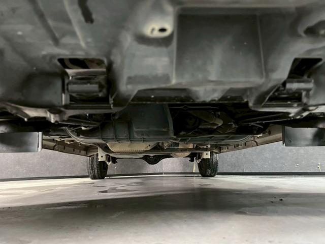 エブリイワゴン JP 車検9年1月 オートギヤシフト キーレス キー2本 CD ABS SRSエアバッグ ヘッドライトレベライザー パワステ パワーウィンドウ リアクーラー 2WD 3AT(18枚目)