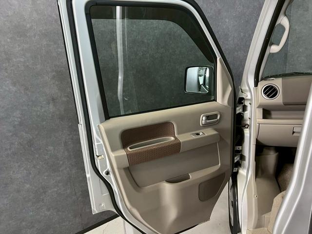 エブリイワゴン JP 車検9年1月 オートギヤシフト キーレス キー2本 CD ABS SRSエアバッグ ヘッドライトレベライザー パワステ パワーウィンドウ リアクーラー 2WD 3AT(25枚目)