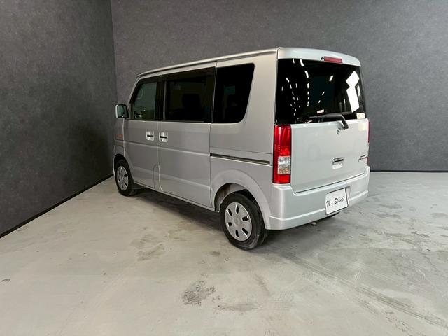 エブリイワゴン JP 車検9年1月 オートギヤシフト キーレス キー2本 CD ABS SRSエアバッグ ヘッドライトレベライザー パワステ パワーウィンドウ リアクーラー 2WD 3AT(50枚目)