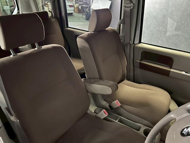 エブリイワゴン JP 車検9年1月 オートギヤシフト キーレス キー2本 CD ABS SRSエアバッグ ヘッドライトレベライザー パワステ パワーウィンドウ リアクーラー 2WD 3AT(51枚目)