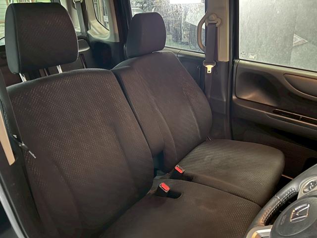 N-BOX G ターボSSパッケージ 車検9年12月 ターボ オートギヤシフト スマートキー ナビ 両側電動スライドドア ABS SRSエアバッグ 横滑り防止 パワステ パワーウィンドウ アルミホイール 2WD CVT(11枚目)